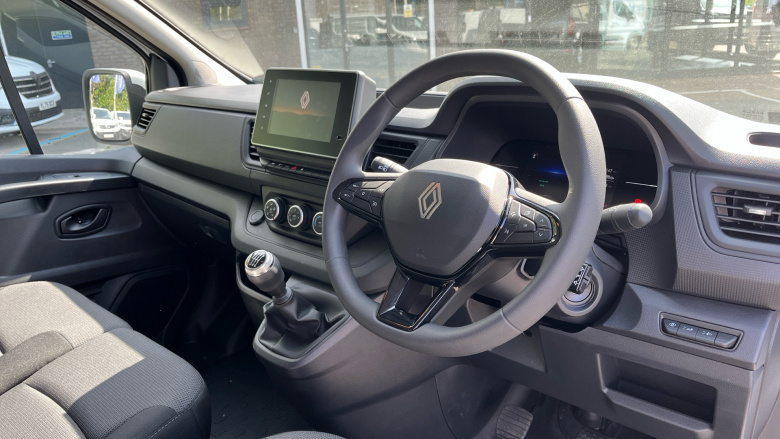 Renault Trafic Swb Diesel SL30 Blue dCi 130 Advance [Safety] Van